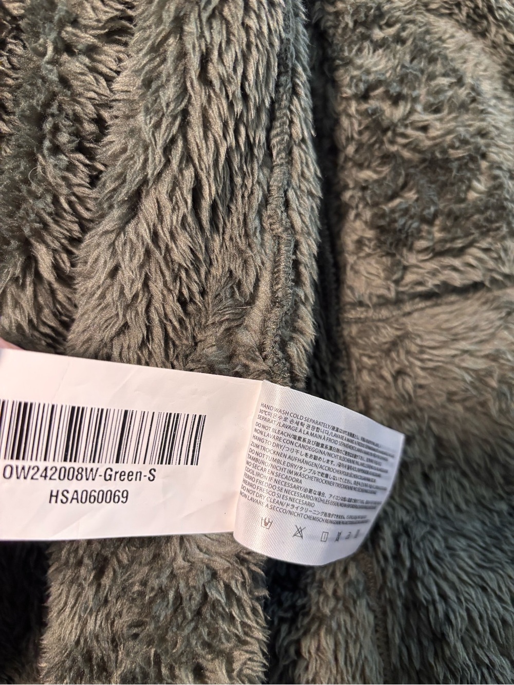 Orolay fuzzy jacket size small - Picture 6 of 6